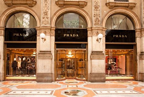 negozi prada vicino a me|prada milano.